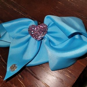 Jojo bows